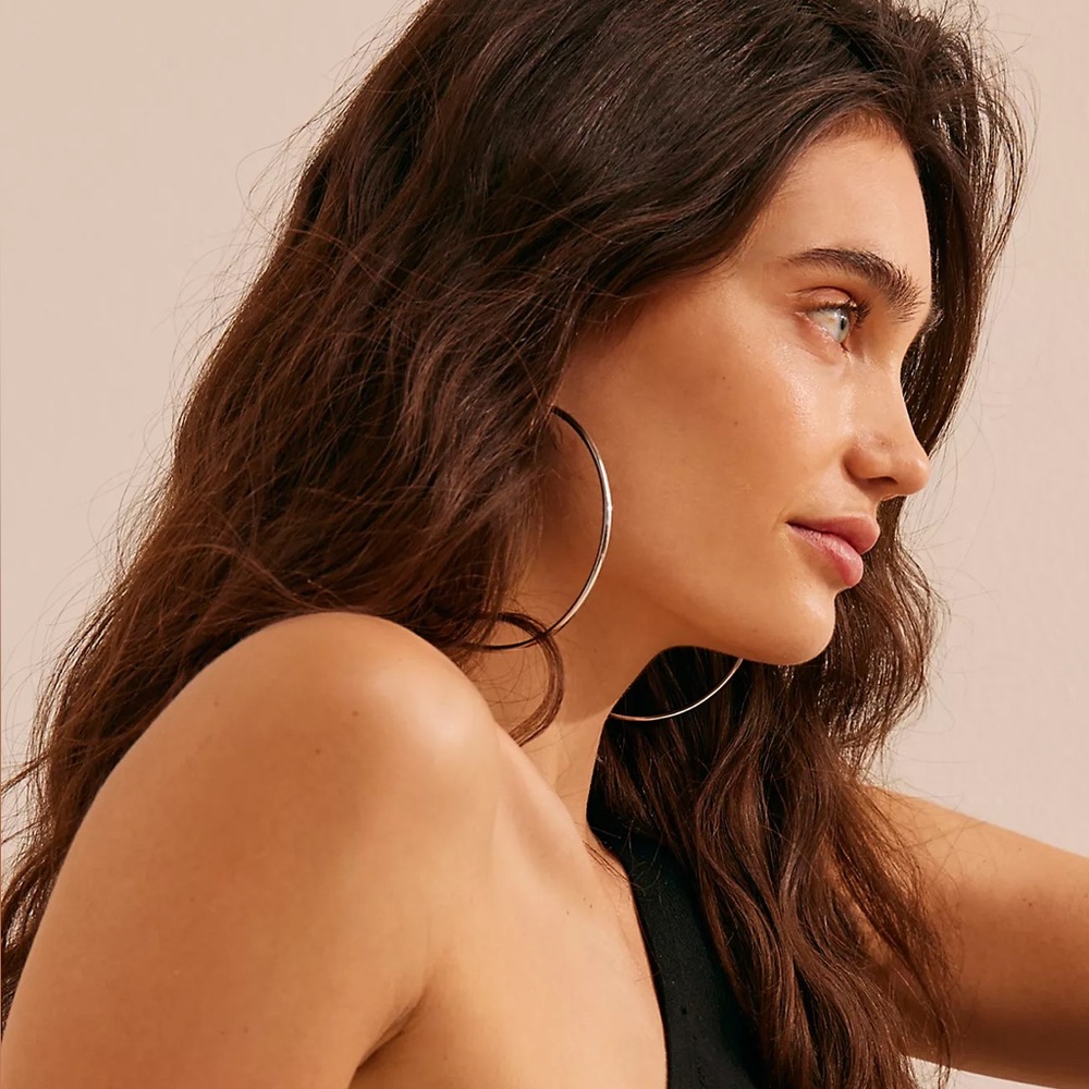 Free People Nikis Oversized Hoops NWT